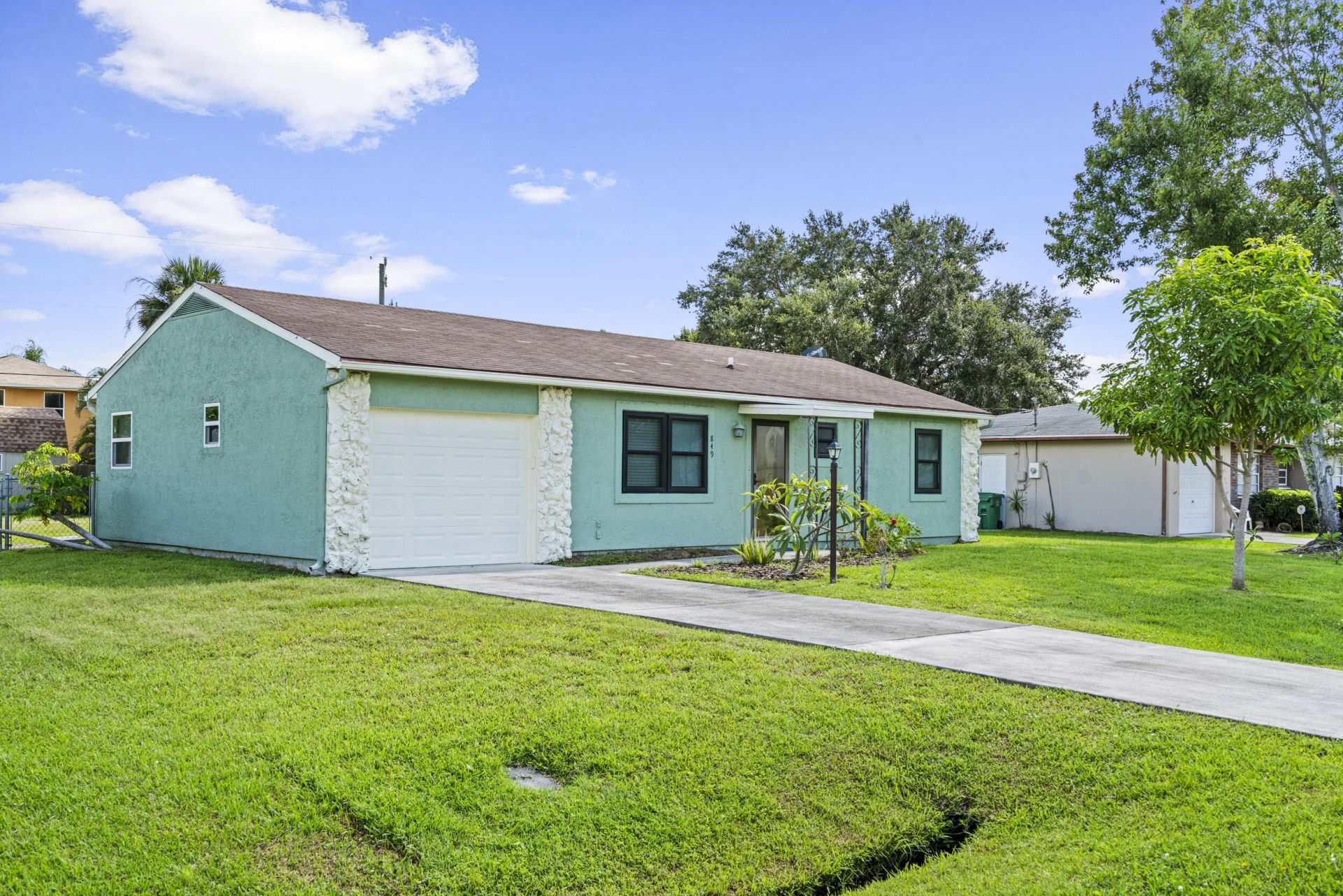 849 SE Celtic Avenue, Port Saint Lucie, FL 34983 Photo