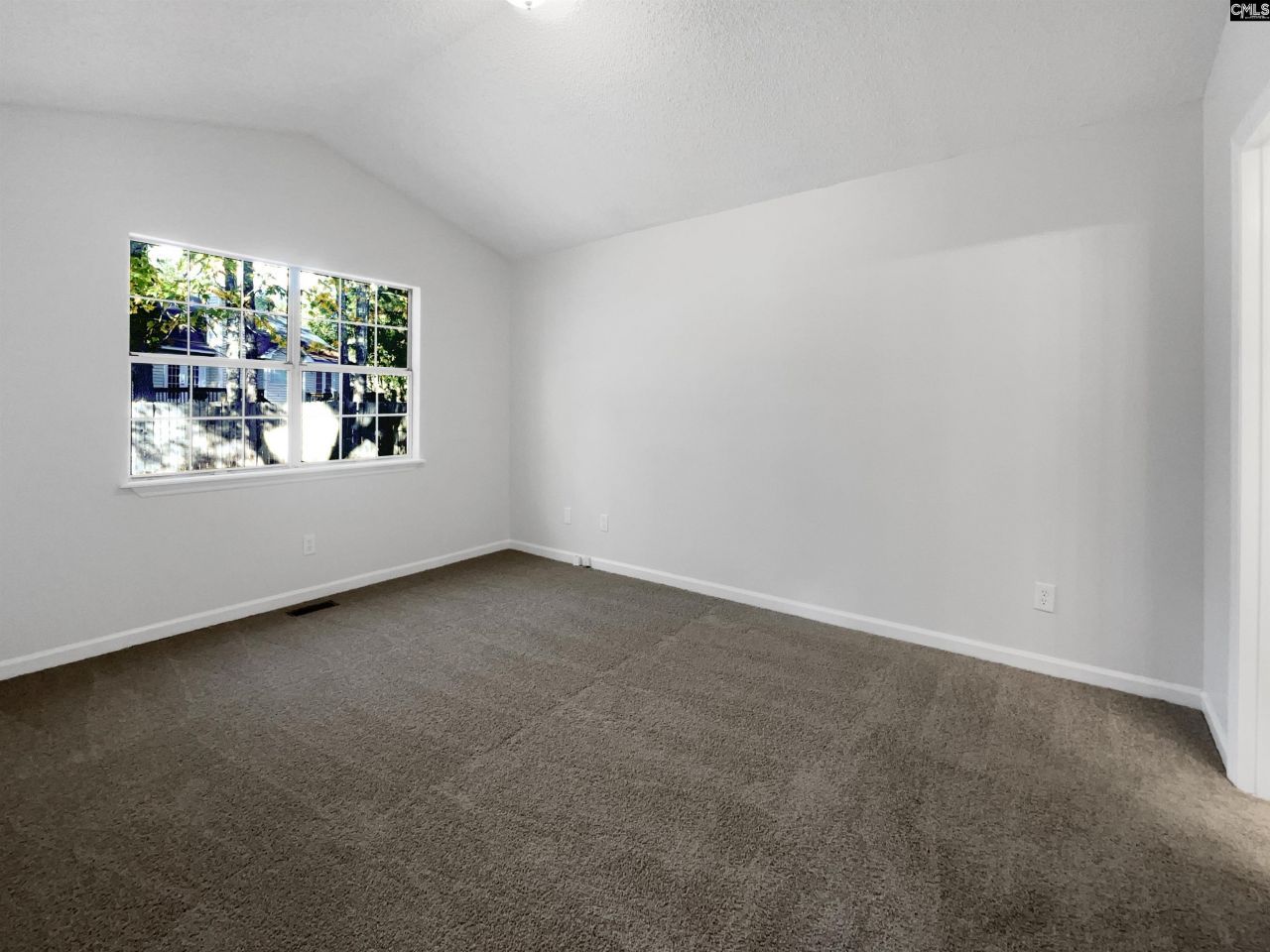 221 Salusbury Lane Photo 12