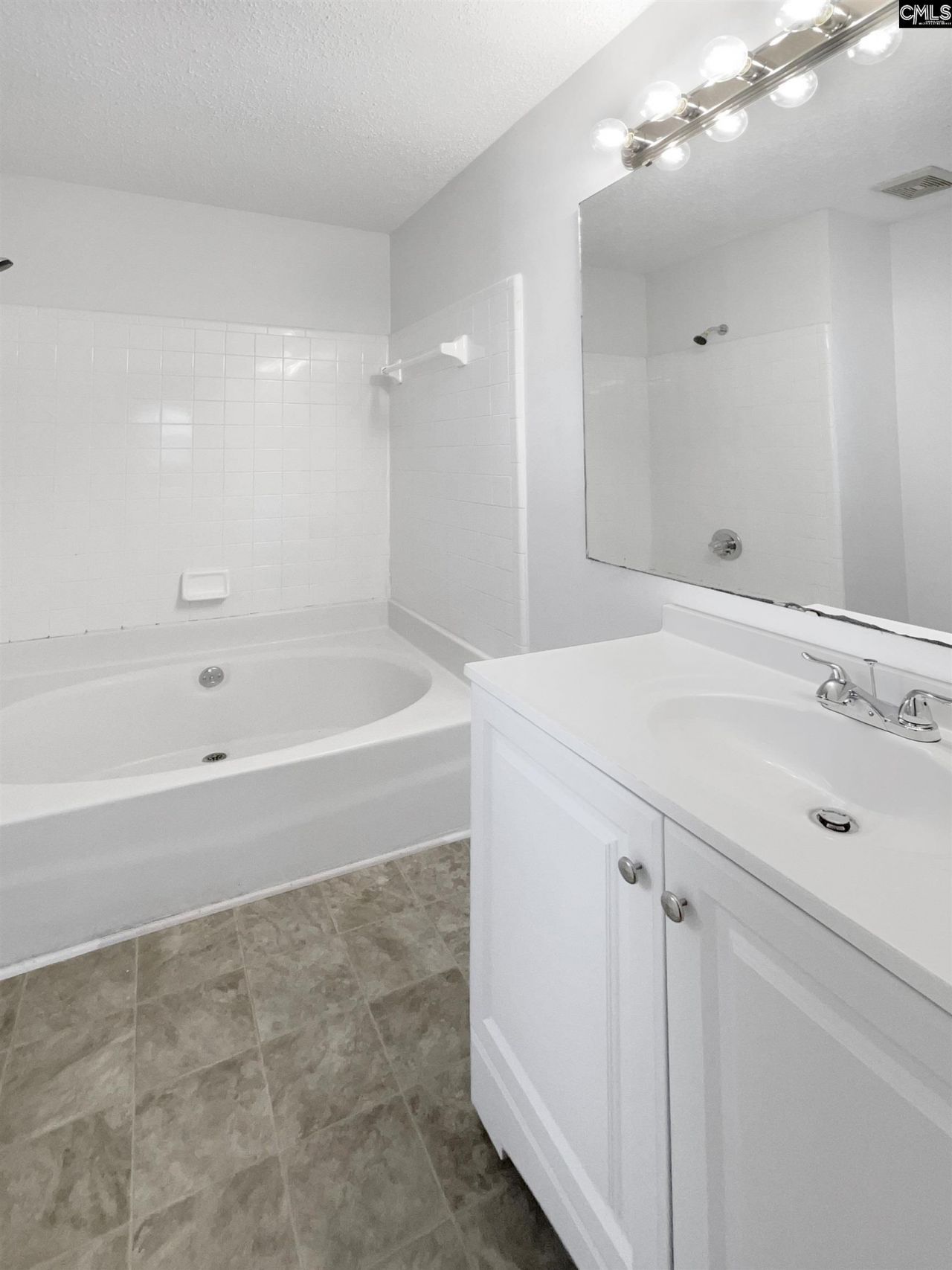 221 Salusbury Lane Photo 14