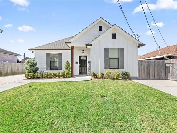 525 MARINO Drive, Norco, LA 70079