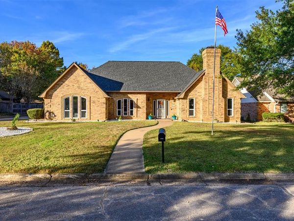 4115 Alpine Street, Paris, TX 75462