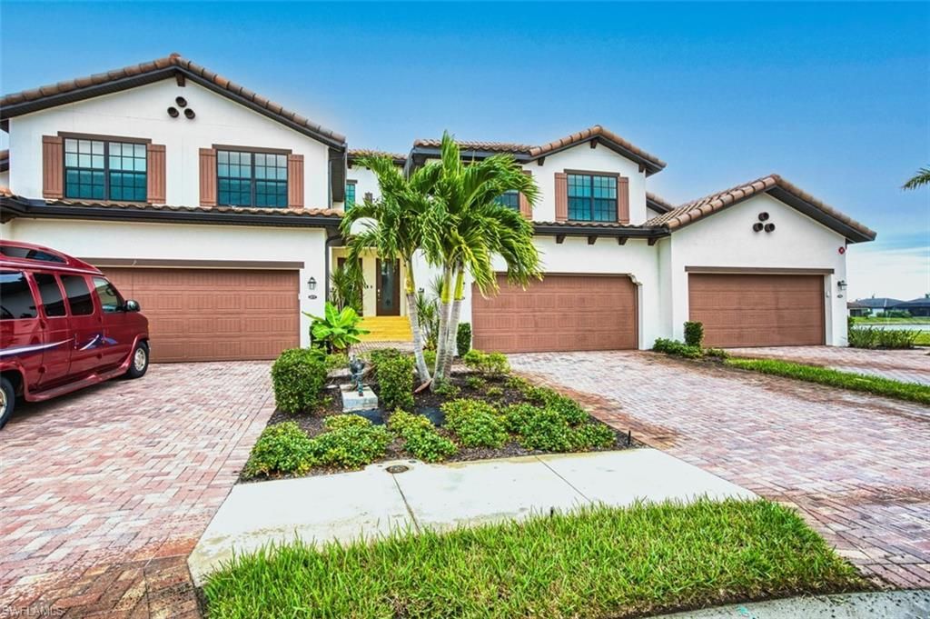 12000 Hawthorn Lake Dr, Unit 202, Fort Myers, FL 33913 Photo