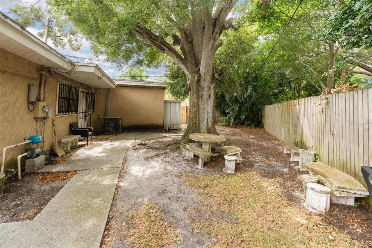 4900 33rd Avenue N, Saint Petersburg, FL 33710 Photo