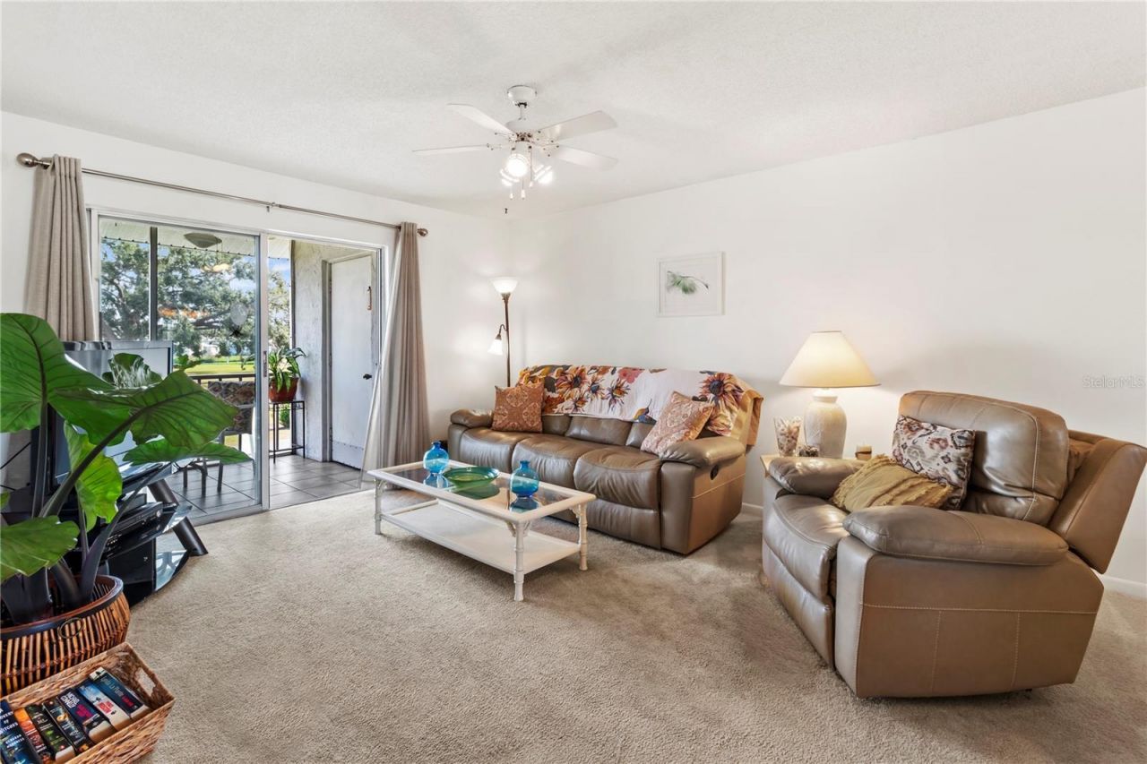 4703 1st Court W, Unit 393, Bradenton, FL 34207 Photo