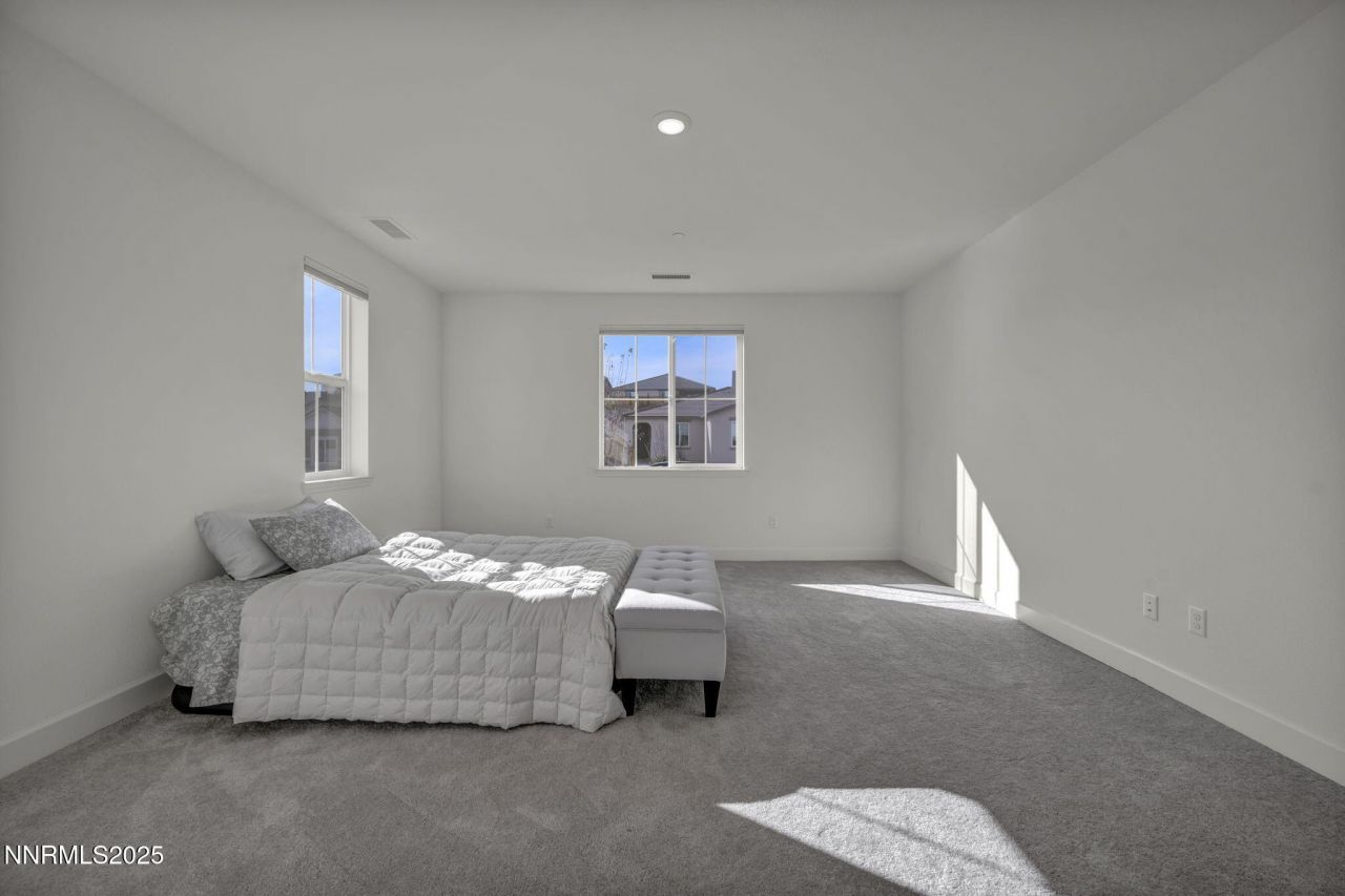 6870 Pilot Peak Road, Sparks, NV 89436 Photo