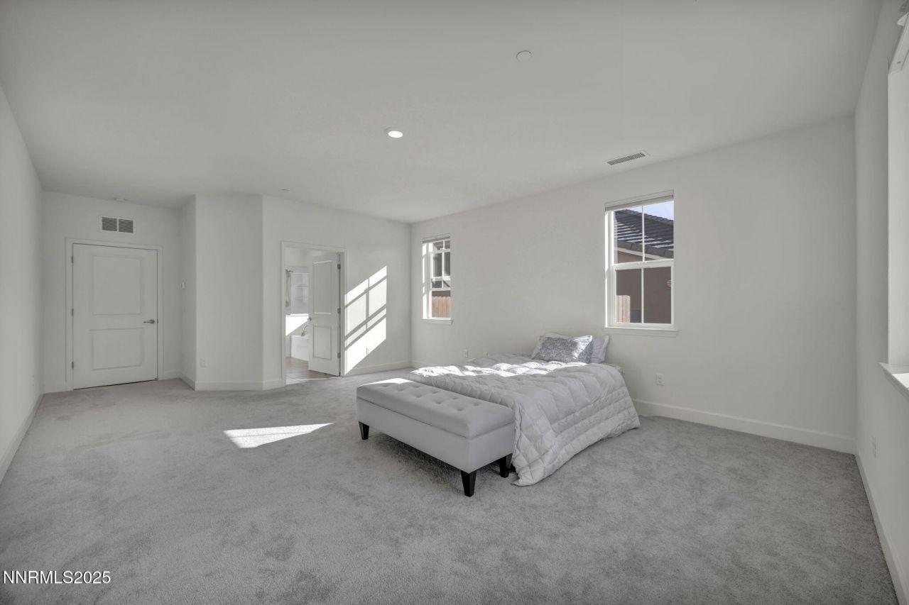 6870 Pilot Peak Road, Sparks, NV 89436 Photo