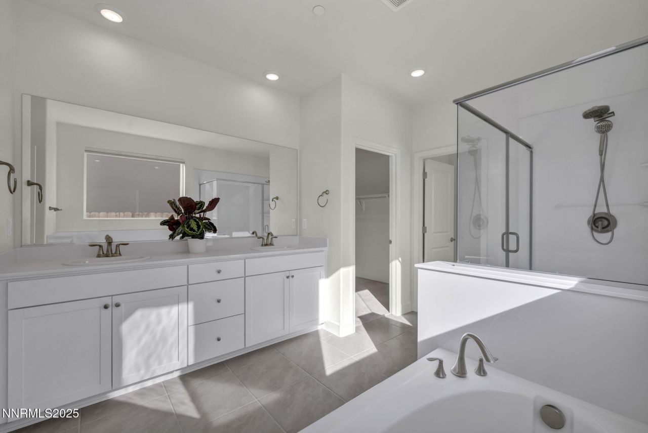 6870 Pilot Peak Road, Sparks, NV 89436 Photo