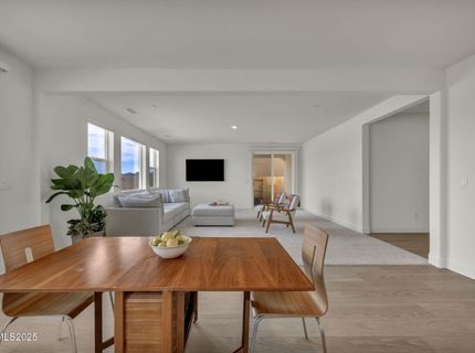 6870 Pilot Peak Road, Sparks, NV 89436 Photo