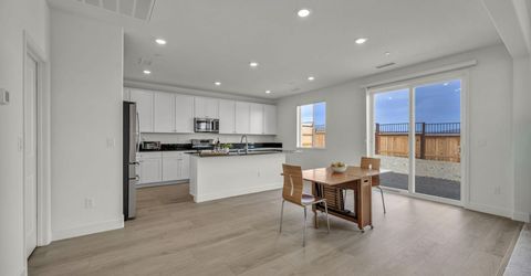 6870 Pilot Peak Road, Sparks, NV 89436 Photo