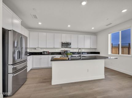 6870 Pilot Peak Road, Sparks, NV 89436 Photo