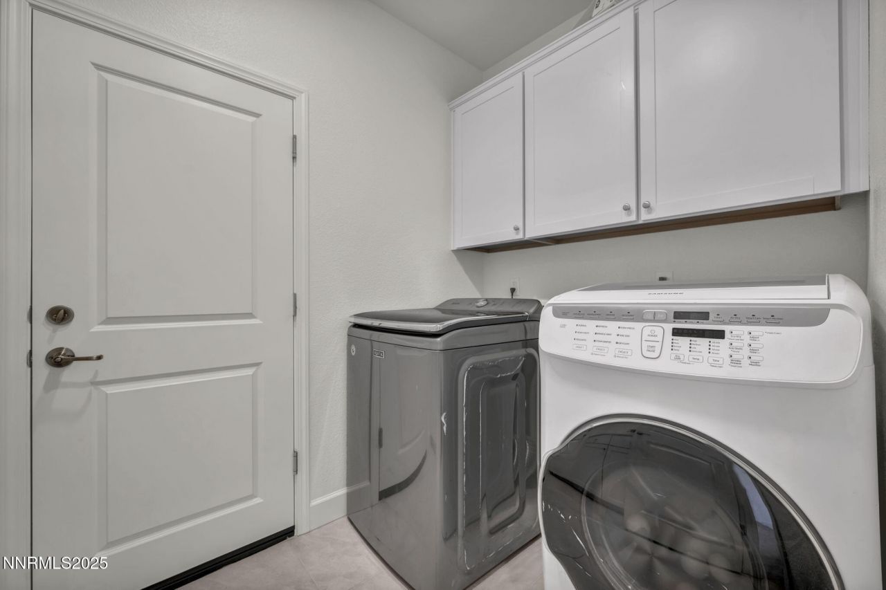 6870 Pilot Peak Road, Sparks, NV 89436 Photo