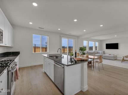 6870 Pilot Peak Road, Sparks, NV 89436 Photo