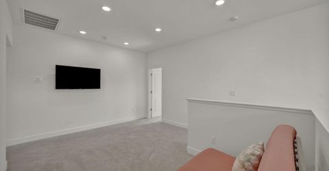 6870 Pilot Peak Road, Sparks, NV 89436 Photo