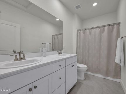 6870 Pilot Peak Road, Sparks, NV 89436 Photo