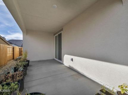 6870 Pilot Peak Road, Sparks, NV 89436 Photo