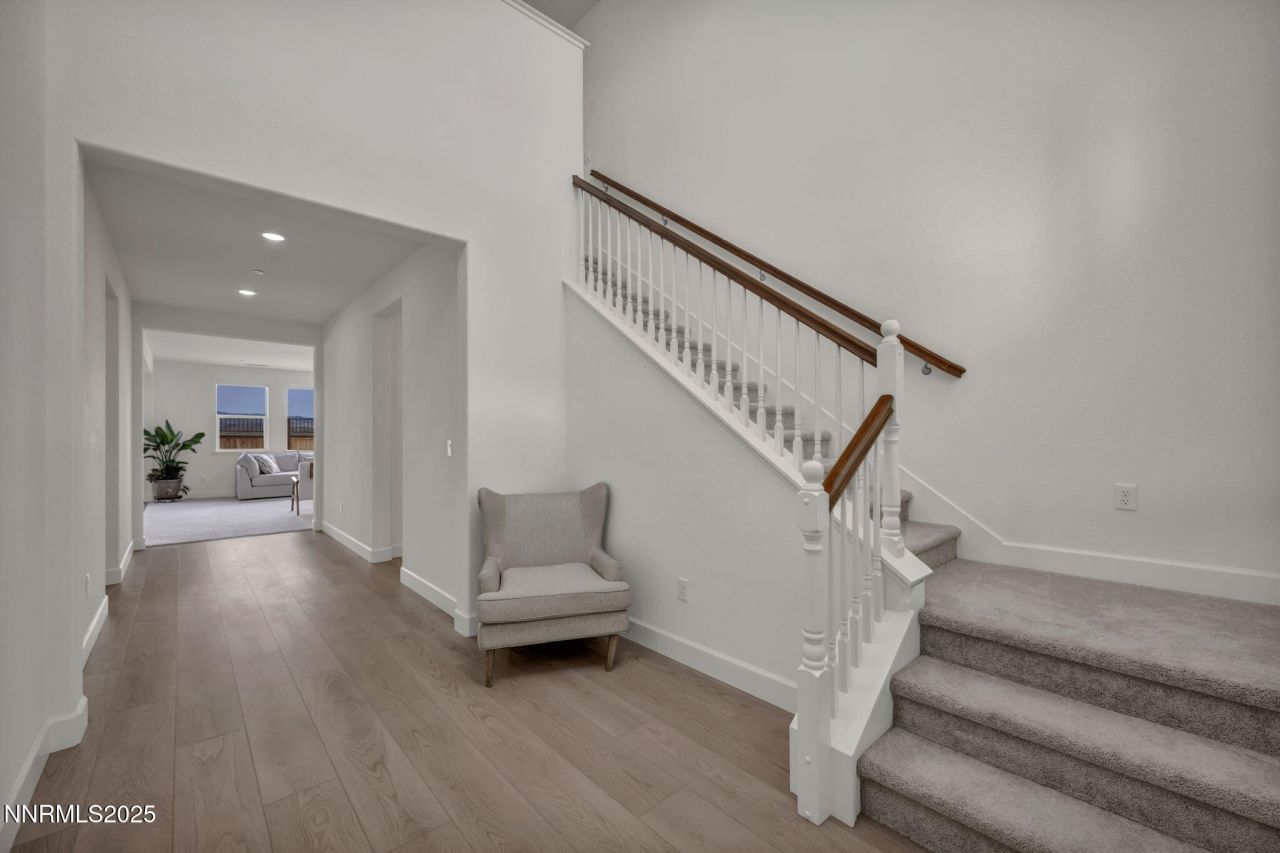 6870 Pilot Peak Road, Sparks, NV 89436 Photo