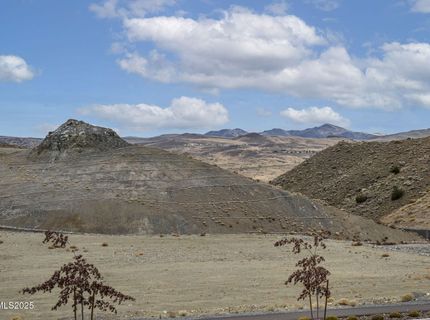 6870 Pilot Peak Road, Sparks, NV 89436 Photo