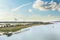 203 Lake Timicau Lane photo 4