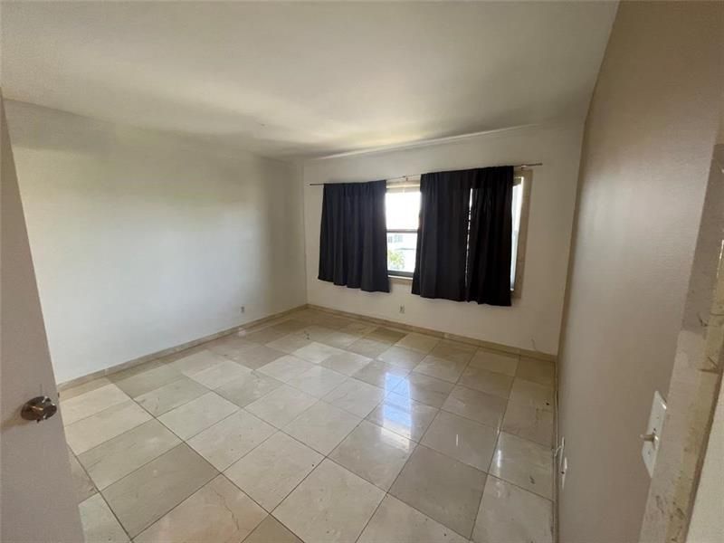 4311 Crystal Lake Drive, Unit 421, Deerfield Beach, FL 33064 Photo