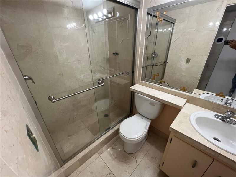 4311 Crystal Lake Drive, Unit 421, Deerfield Beach, FL 33064 Photo