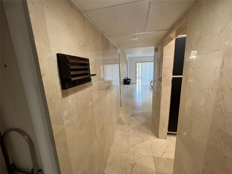 4311 Crystal Lake Drive, Unit 421, Deerfield Beach, FL 33064 Photo