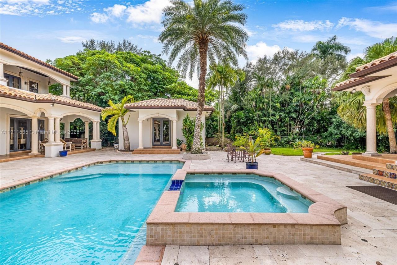 7030 SW 72nd Ct, Miami, FL 33143 Photo