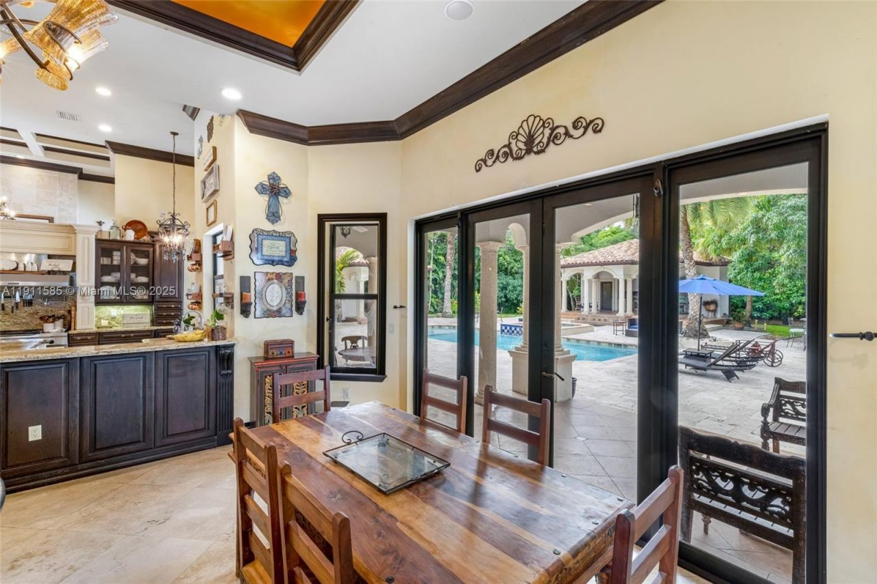 7030 SW 72nd Ct, Miami, FL 33143 Photo