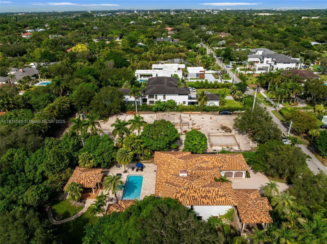 7030 SW 72nd Ct, Miami, FL 33143 Photo