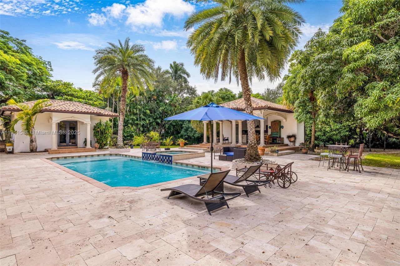 7030 SW 72nd Ct, Miami, FL 33143 Photo