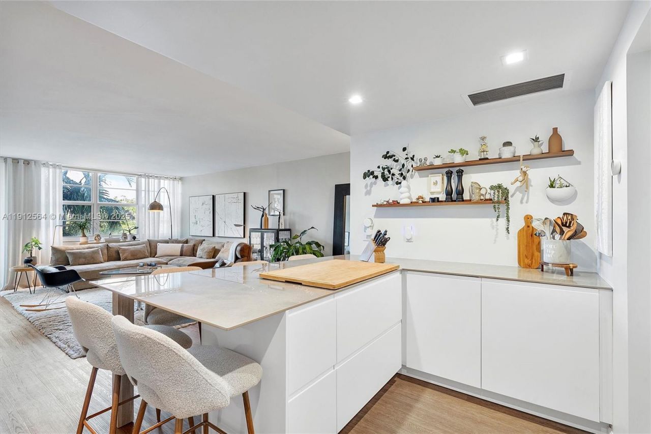 2150 Sans Souci Blvd, Unit B311, North Miami, FL 33181 Photo