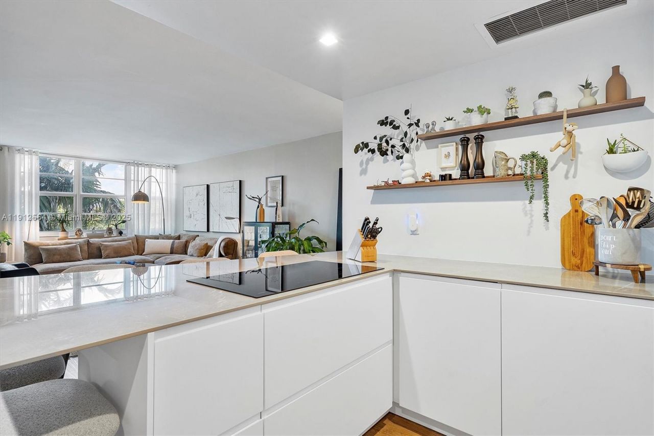 2150 Sans Souci Blvd, Unit B311, North Miami, FL 33181 Photo