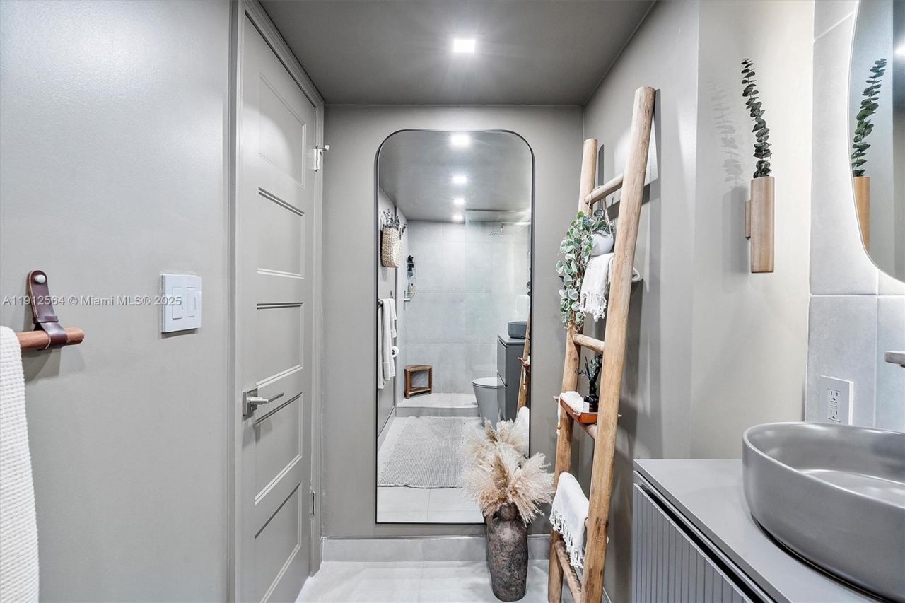 2150 Sans Souci Blvd, Unit B311, North Miami, FL 33181 Photo