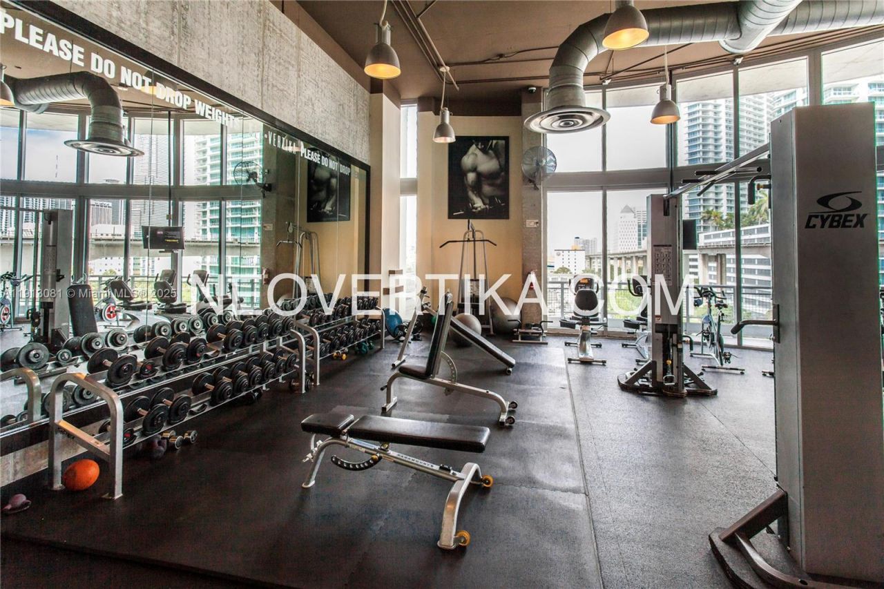 690 SW 1st Ct, Unit PHI20, Miami, FL 33130 Photo