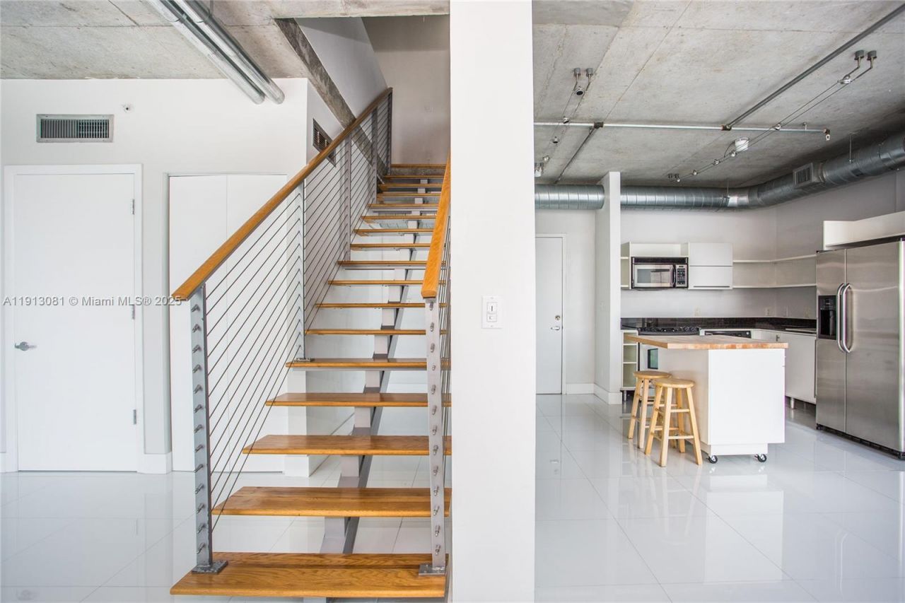 690 SW 1st Ct, Unit PHI20, Miami, FL 33130 Photo