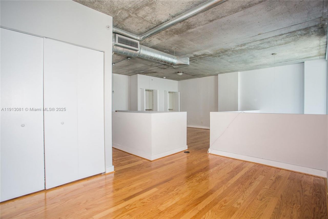 690 SW 1st Ct, Unit PHI20, Miami, FL 33130 Photo