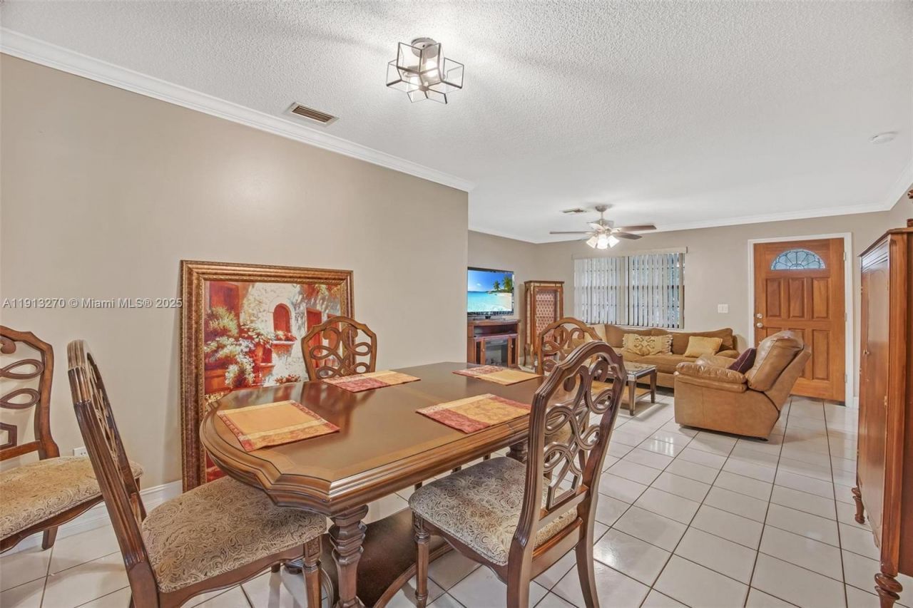 1798 SW 4th St, Homestead, FL 33030 Photo