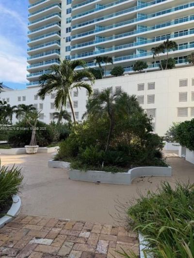 5055 Collins Ave, Unit 9A, Miami Beach, FL 33140 Photo