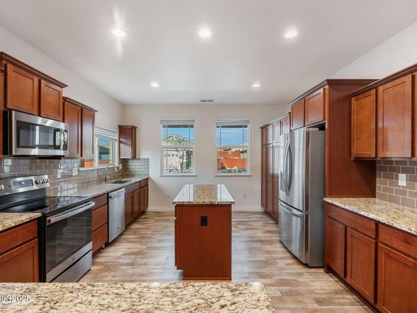 18718 Knott Creek Court, Reno, NV 89508