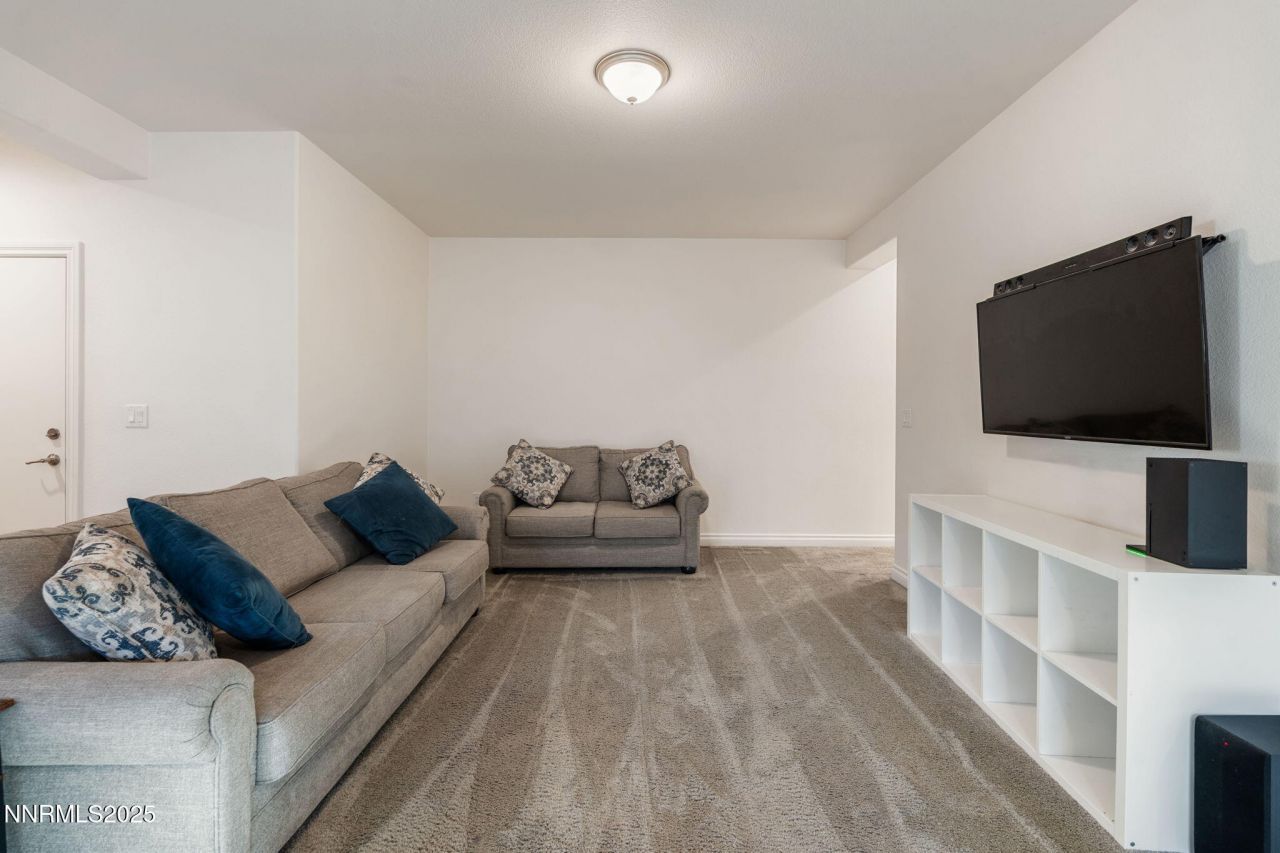 18718 Knott Creek Court, Reno, NV 89508 Photo