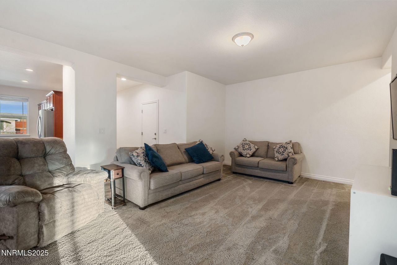 18718 Knott Creek Court, Reno, NV 89508 Photo