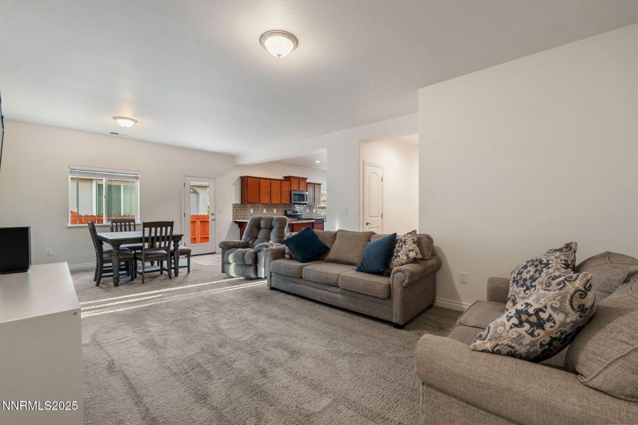 18718 Knott Creek Court, Reno, NV 89508 Photo