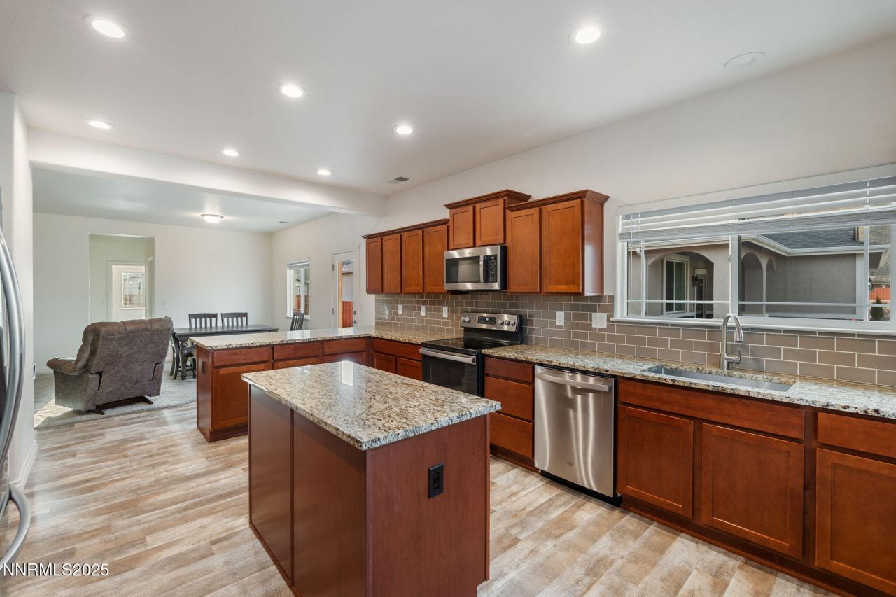 18718 Knott Creek Court, Reno, NV 89508 Photo