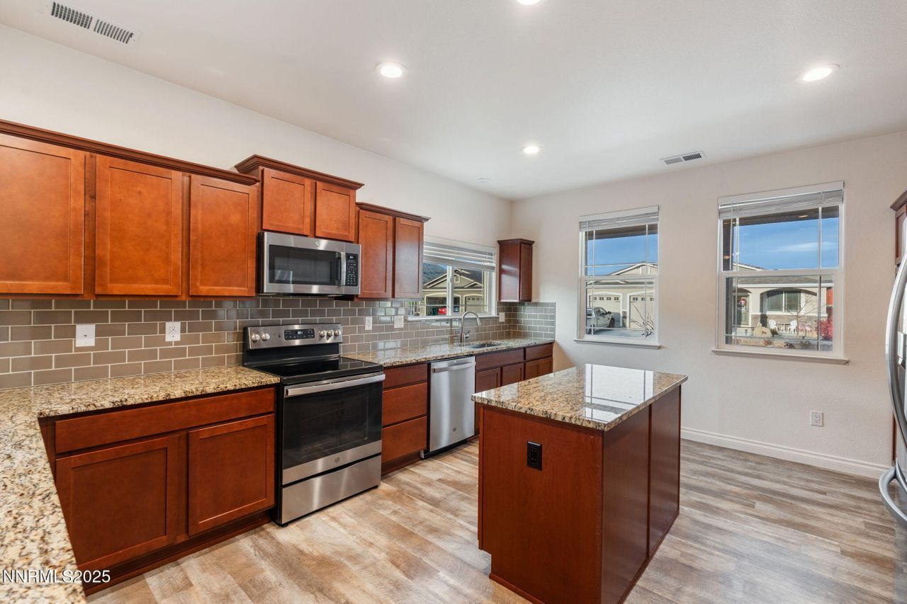 18718 Knott Creek Court, Reno, NV 89508 Photo