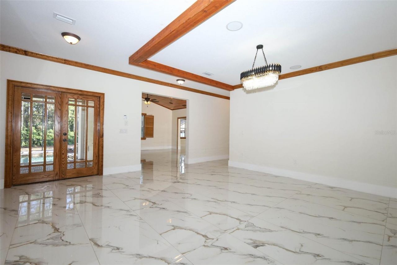 27012 Grand Oak Lane, Tavares, FL 32778 Photo