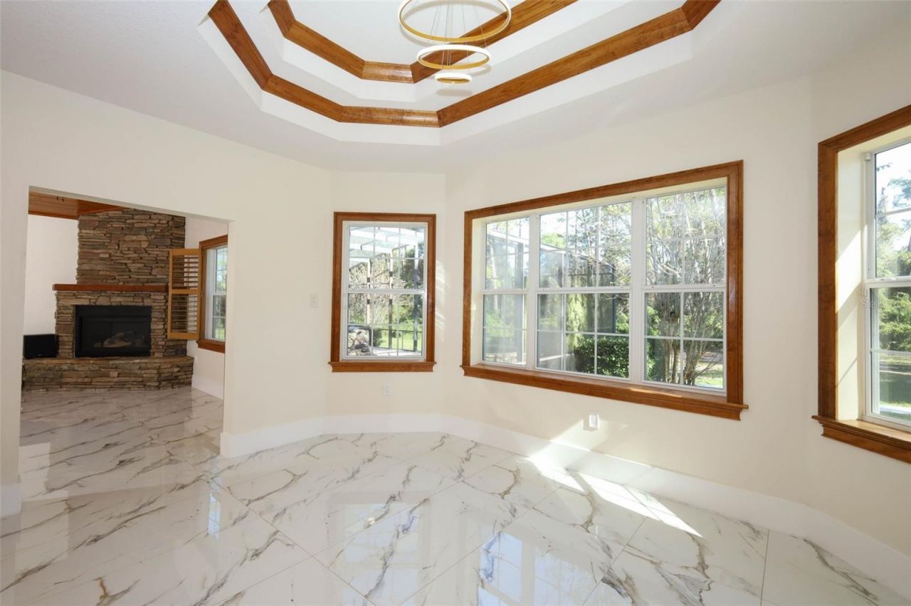 27012 Grand Oak Lane, Tavares, FL 32778 Photo