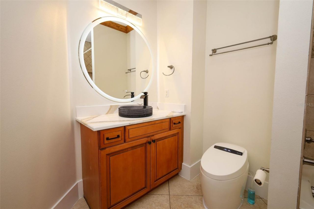 27012 Grand Oak Lane, Tavares, FL 32778 Photo