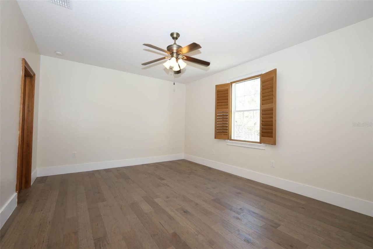 27012 Grand Oak Lane, Tavares, FL 32778 Photo