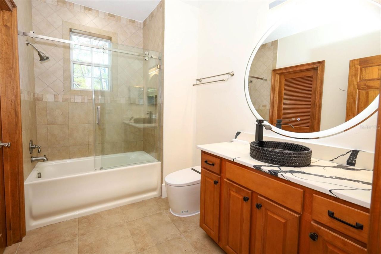 27012 Grand Oak Lane, Tavares, FL 32778 Photo