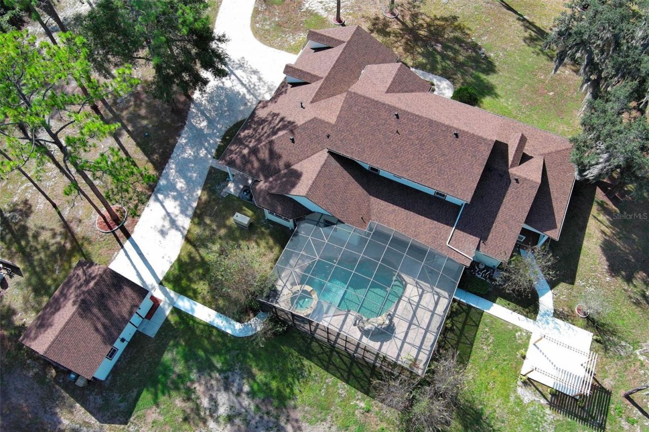 27012 Grand Oak Lane, Tavares, FL 32778 Photo