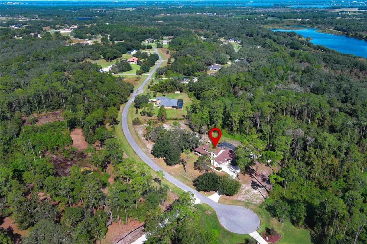 27012 Grand Oak Lane, Tavares, FL 32778 Photo